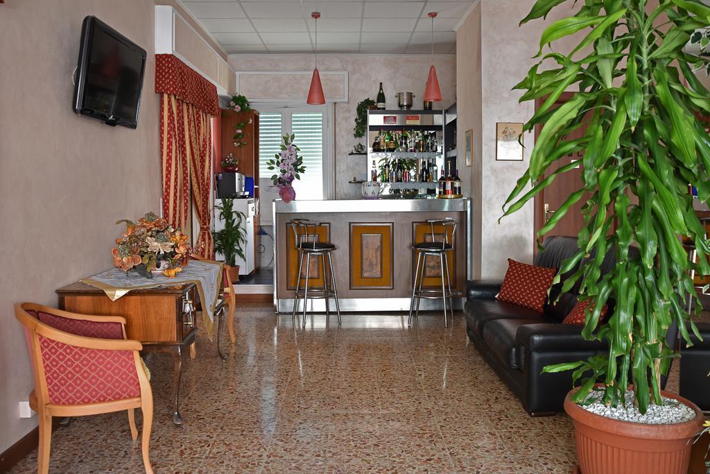 Hotel Corso Sanremo Exterior foto